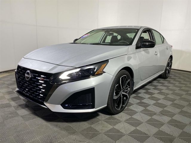 2024 Nissan Altima 2.5 SR