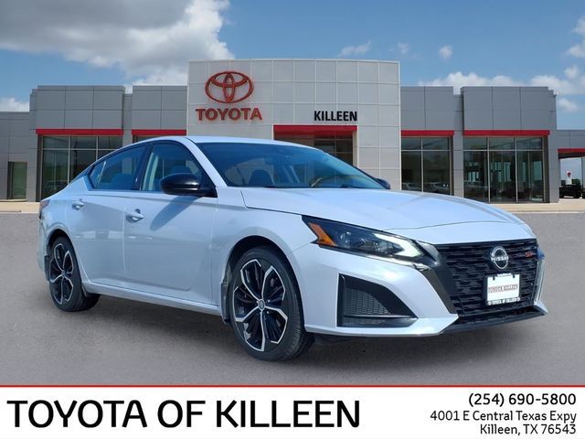 2024 Nissan Altima 2.5 SR