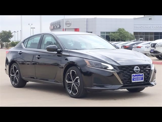 2024 Nissan Altima 2.5 SR