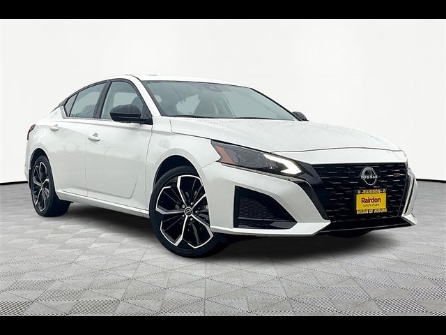 2024 Nissan Altima 2.5 SR