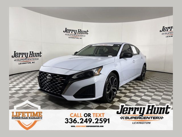 2024 Nissan Altima 2.5 SR