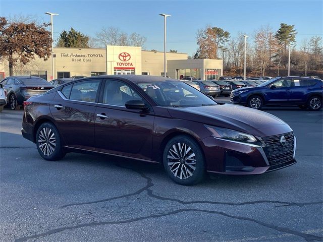 2024 Nissan Altima 2.5 SV