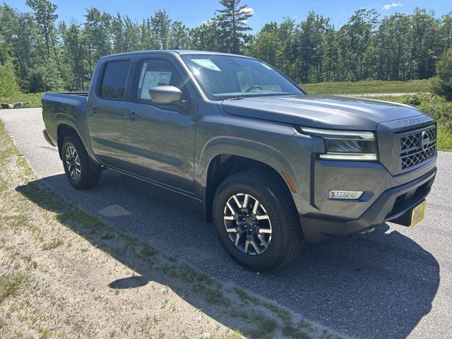 2024 Nissan Frontier SL