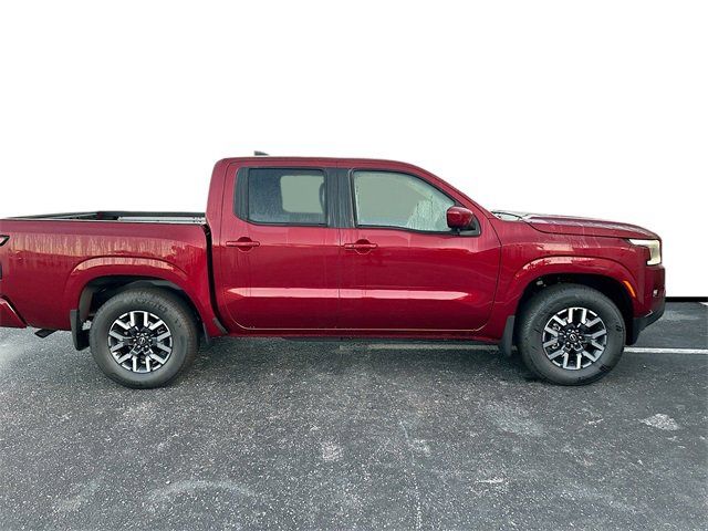 2024 Nissan Frontier SL