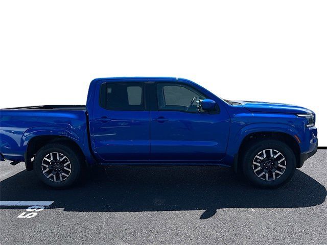 2024 Nissan Frontier SL