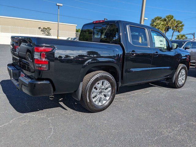 2024 Nissan Frontier SV