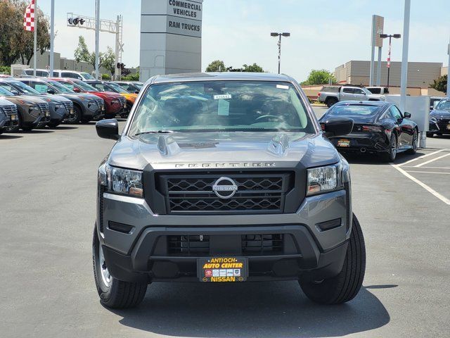 2024 Nissan Frontier S