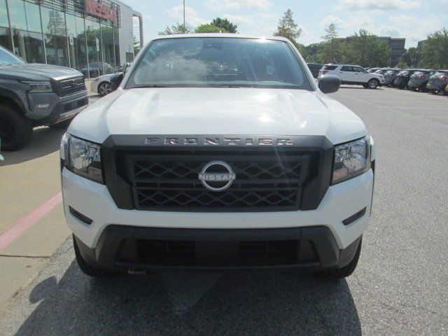 2024 Nissan Frontier S