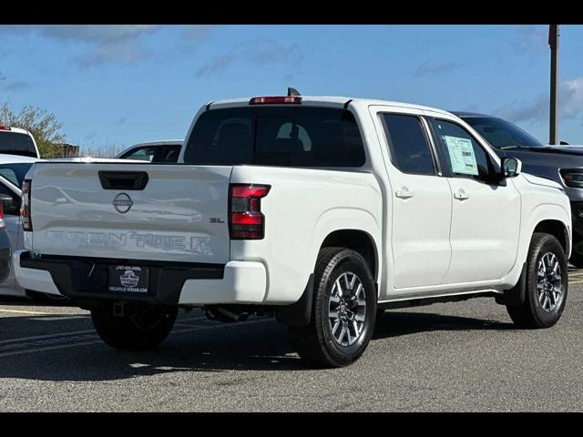 2024 Nissan Frontier SL