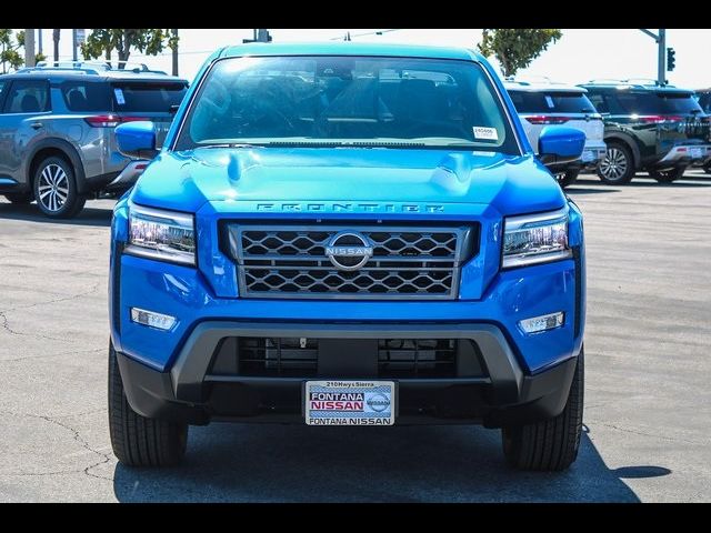 2024 Nissan Frontier SL