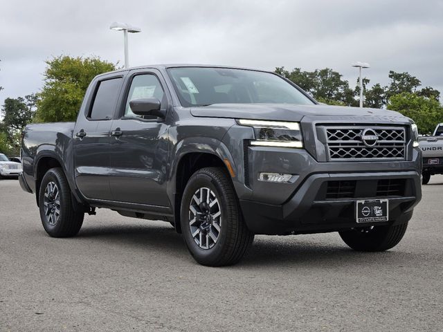 2024 Nissan Frontier SL