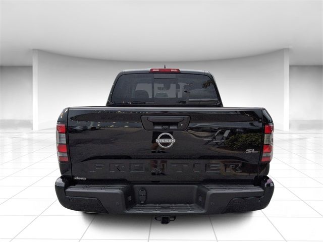 2024 Nissan Frontier SL