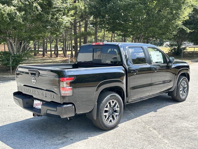 2024 Nissan Frontier SL