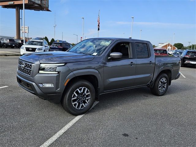 2024 Nissan Frontier SL