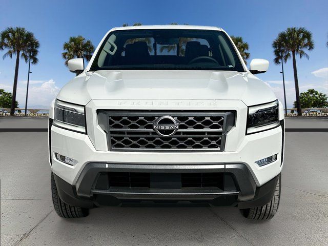 2024 Nissan Frontier SL