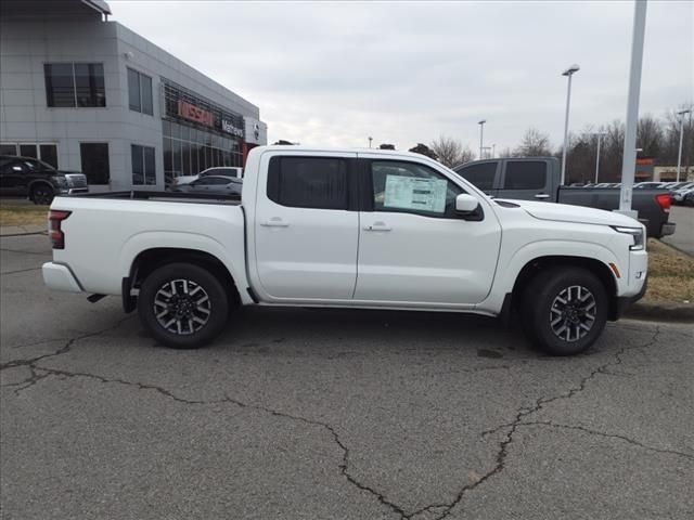 2024 Nissan Frontier SL