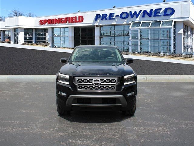 2024 Nissan Frontier SL