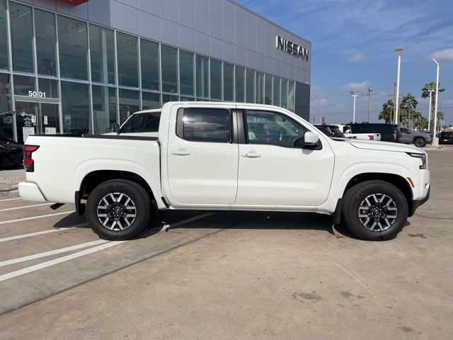 2024 Nissan Frontier SL