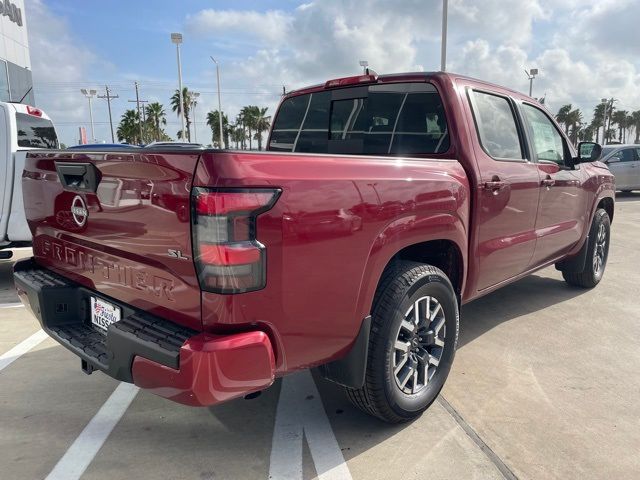 2024 Nissan Frontier SL