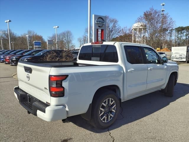 2024 Nissan Frontier SL