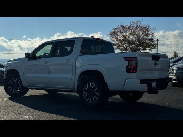 2024 Nissan Frontier SL