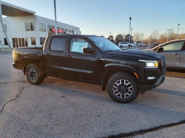 2024 Nissan Frontier SL