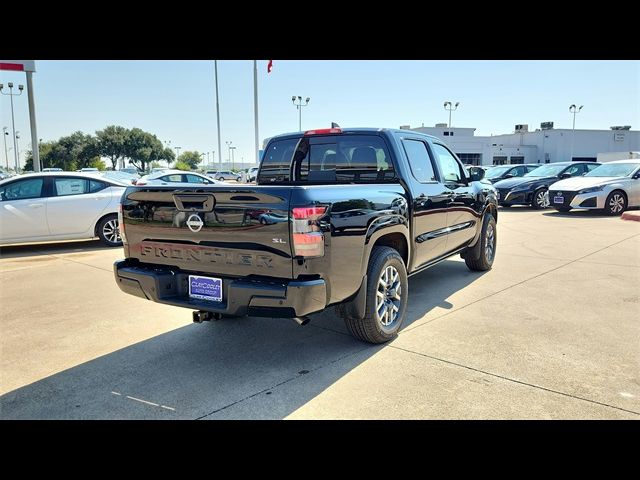 2024 Nissan Frontier SL