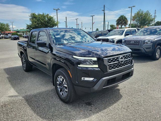 2024 Nissan Frontier SL