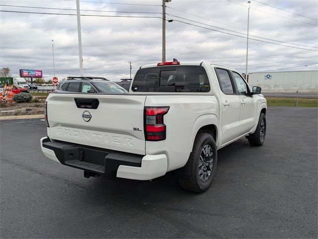 2024 Nissan Frontier SL