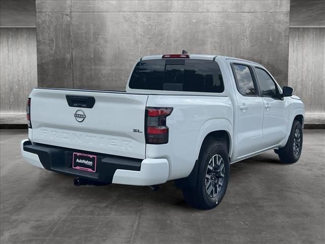 2024 Nissan Frontier SL