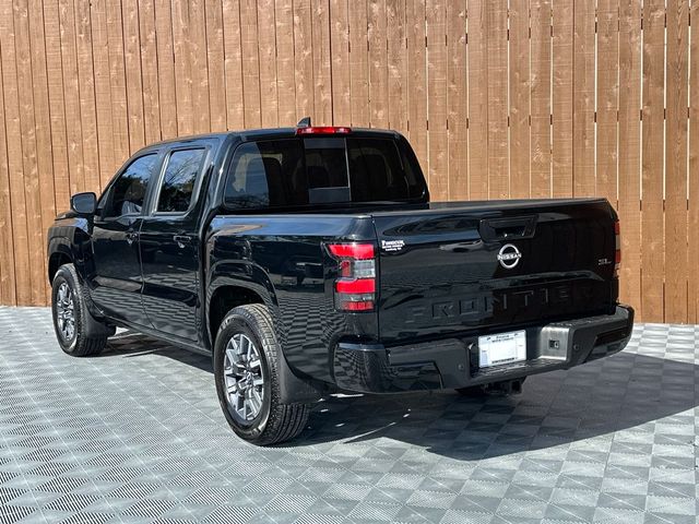 2024 Nissan Frontier SL