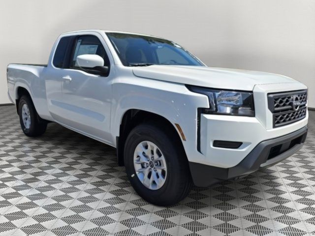 2024 Nissan Frontier SL