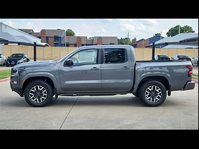 2024 Nissan Frontier SL