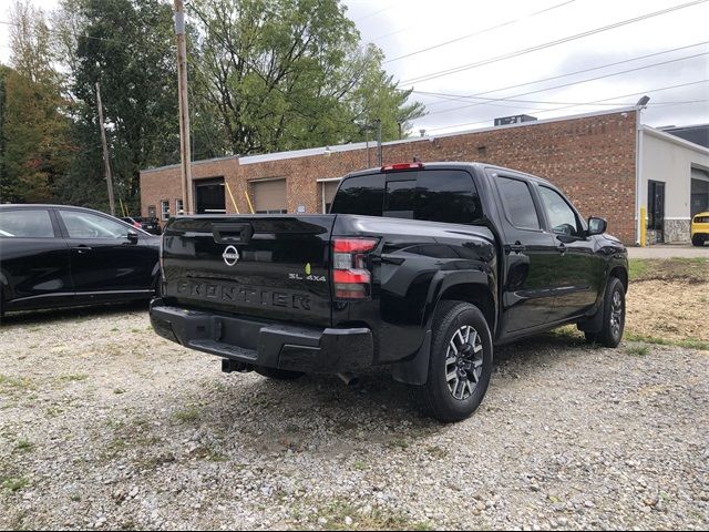 2024 Nissan Frontier SL