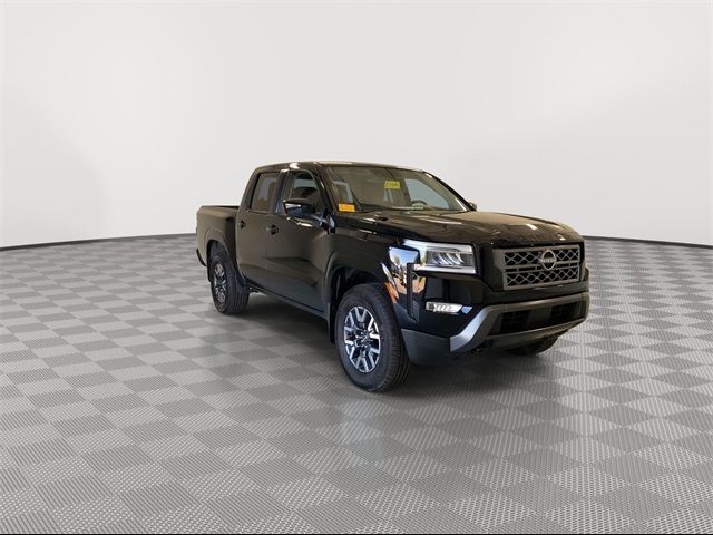 2024 Nissan Frontier SL