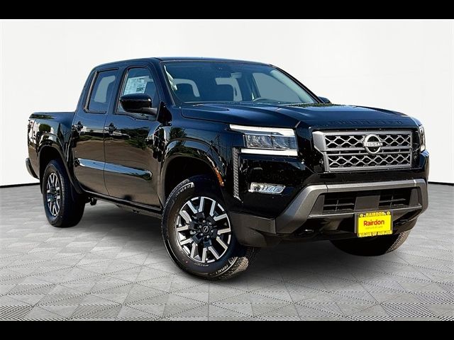 2024 Nissan Frontier SL