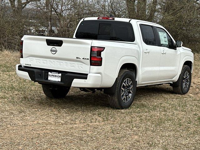 2024 Nissan Frontier SL