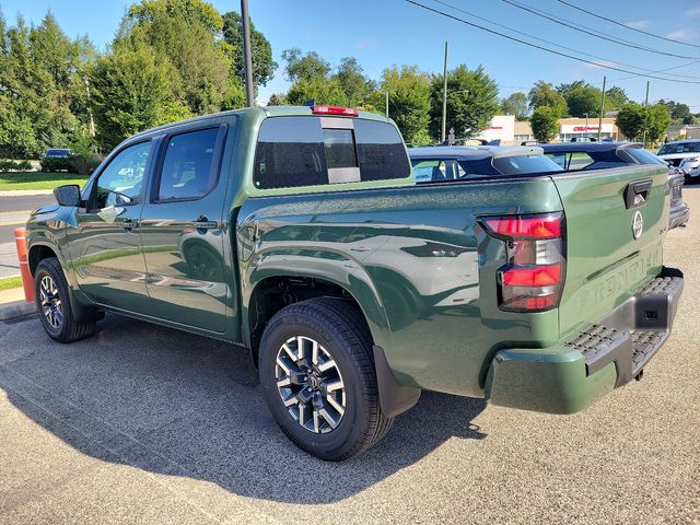 2024 Nissan Frontier SL