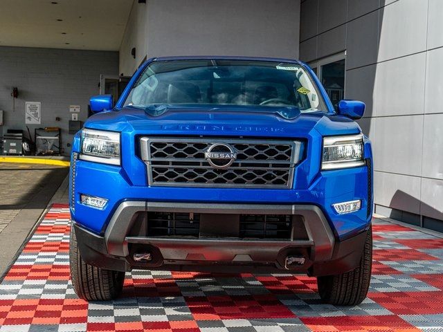 2024 Nissan Frontier SL