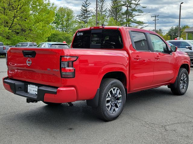 2024 Nissan Frontier SL