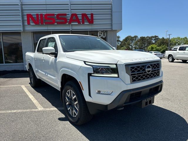 2024 Nissan Frontier SL