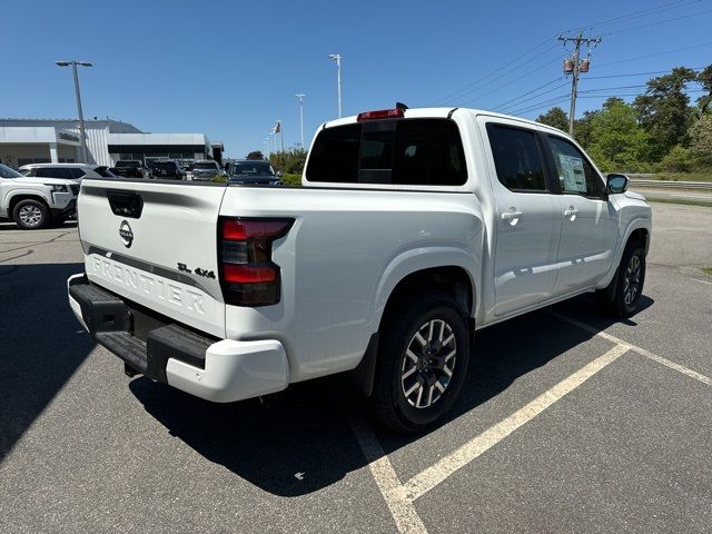 2024 Nissan Frontier SL