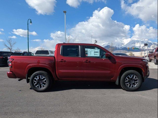 2024 Nissan Frontier SL