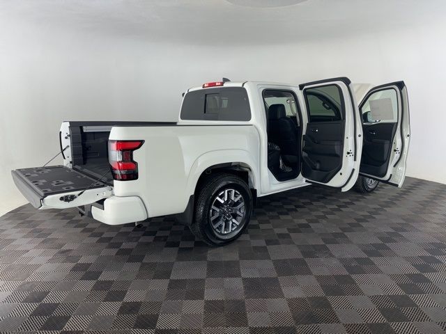 2024 Nissan Frontier SL