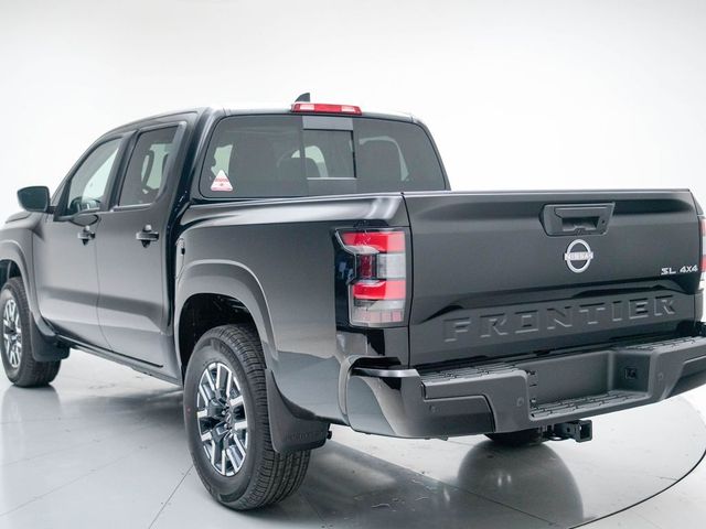 2024 Nissan Frontier SL