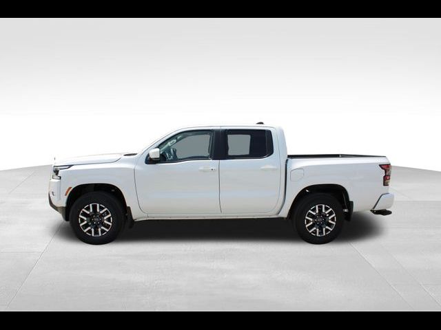 2024 Nissan Frontier SL