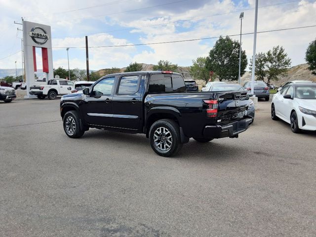 2024 Nissan Frontier SL