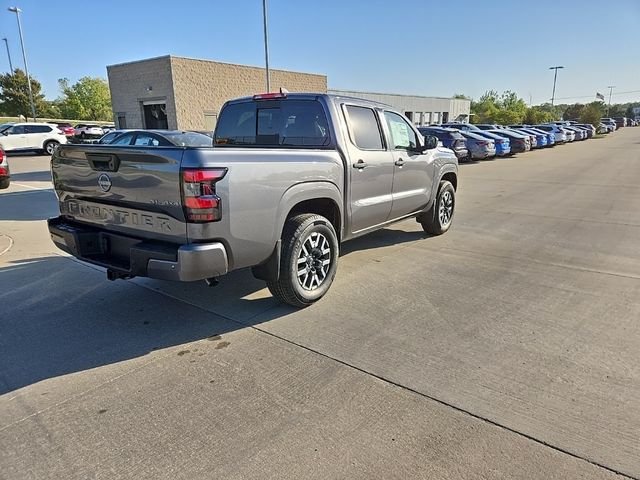 2024 Nissan Frontier SL