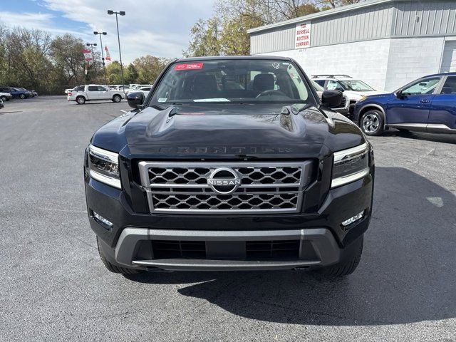 2024 Nissan Frontier SL