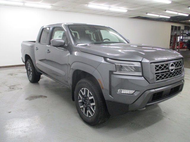 2024 Nissan Frontier SL